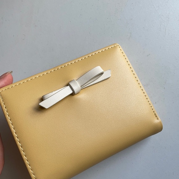 Miniso small wallet - Picture 1 of 6